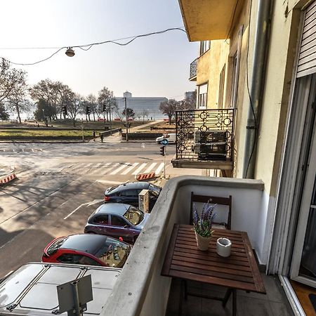 Bright & Spacious Riverside Apartment With Balcony Budapest Eksteriør bilde