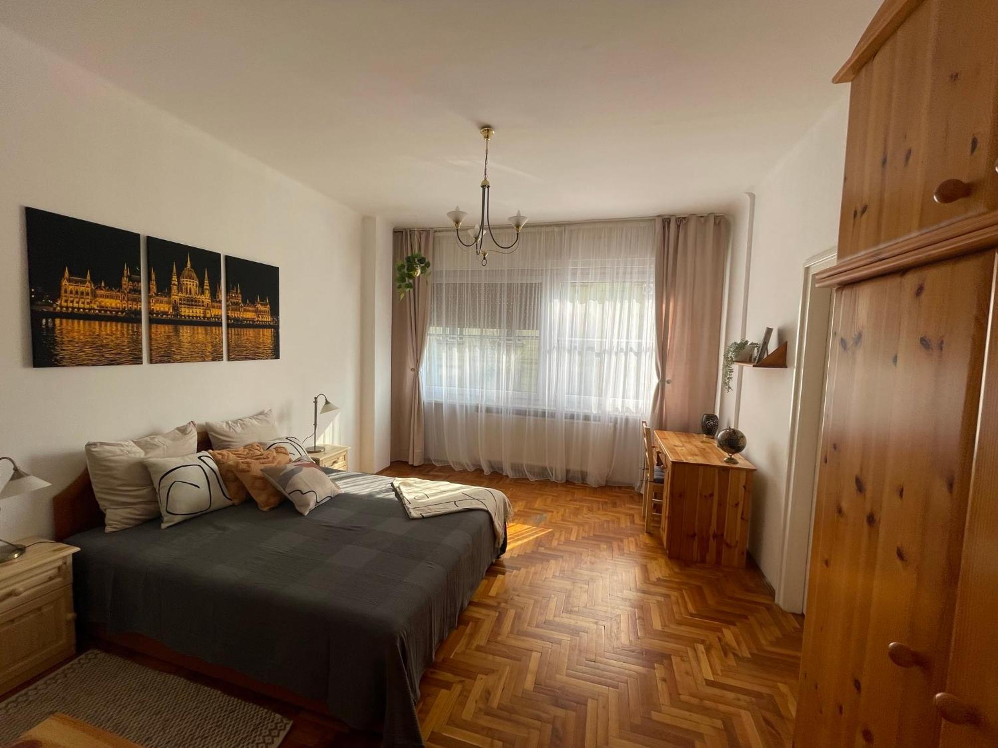 Bright & Spacious Riverside Apartment With Balcony Budapest Eksteriør bilde