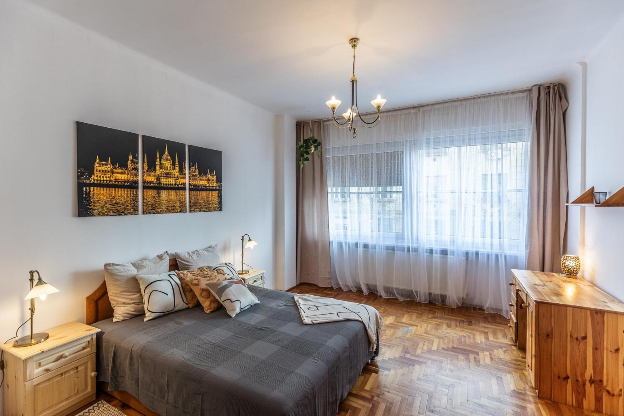 Bright & Spacious Riverside Apartment With Balcony Budapest Eksteriør bilde
