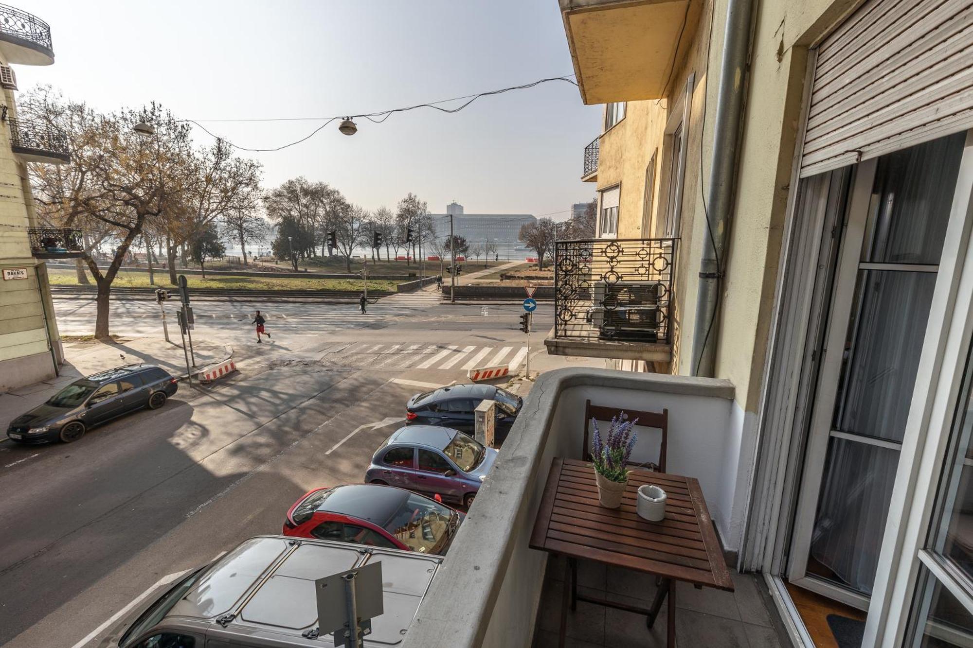 Bright & Spacious Riverside Apartment With Balcony Budapest Eksteriør bilde